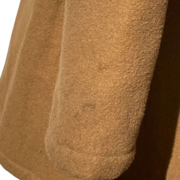 Cabela’s Women’s Toggle Duffel Wool-blend Hooded Coat, Large. Tan cargo pockets - Picture 14 of 16